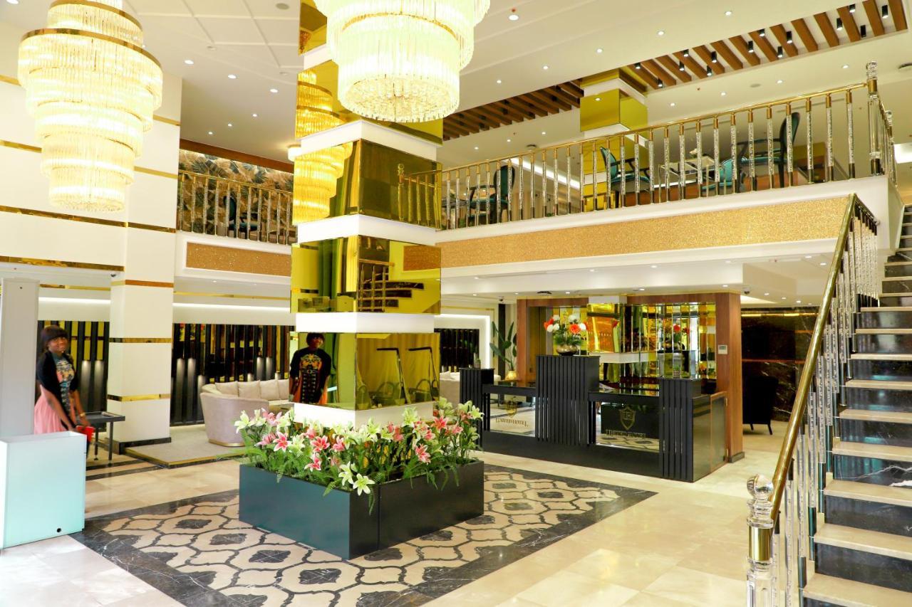 United Hotel International Yaoundé Dış mekan fotoğraf