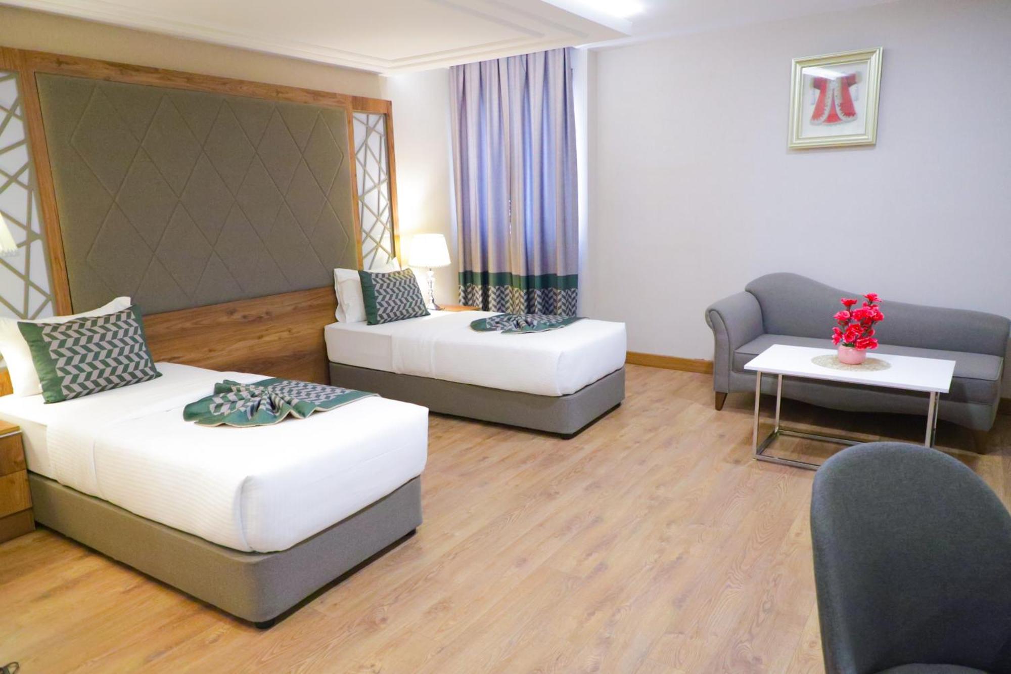 United Hotel International Yaoundé Dış mekan fotoğraf
